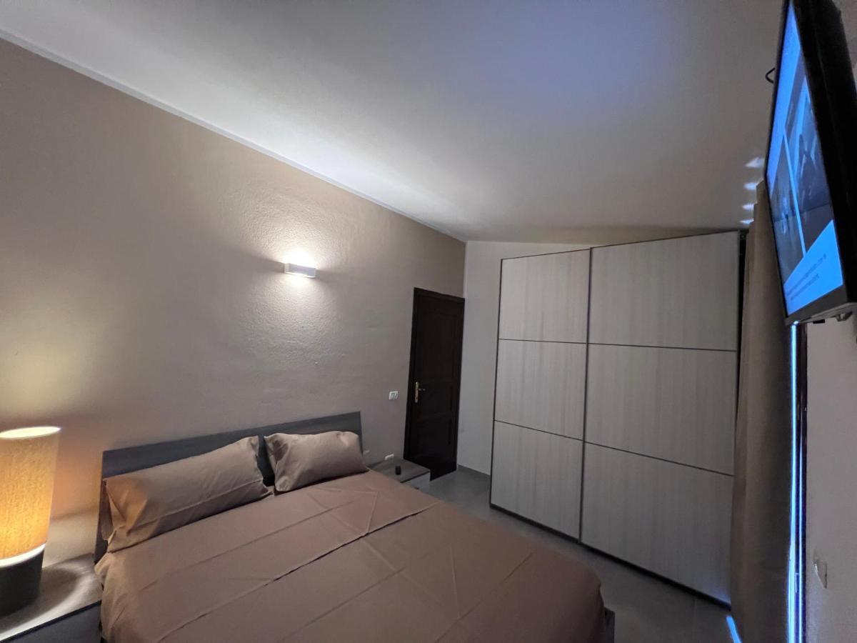 Calypso Home Sea View Badesi Luaran gambar