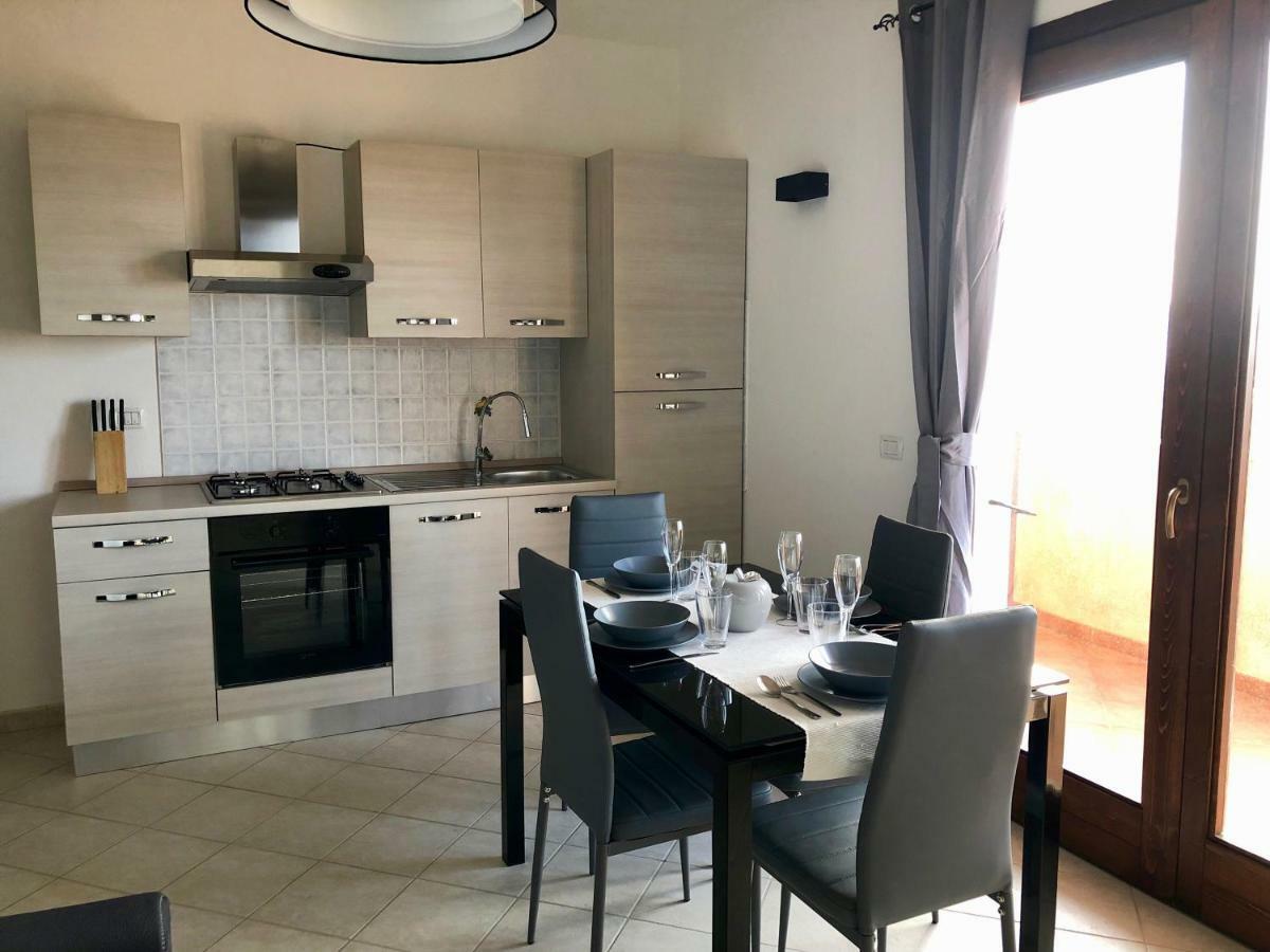 Calypso Home Sea View Badesi Luaran gambar