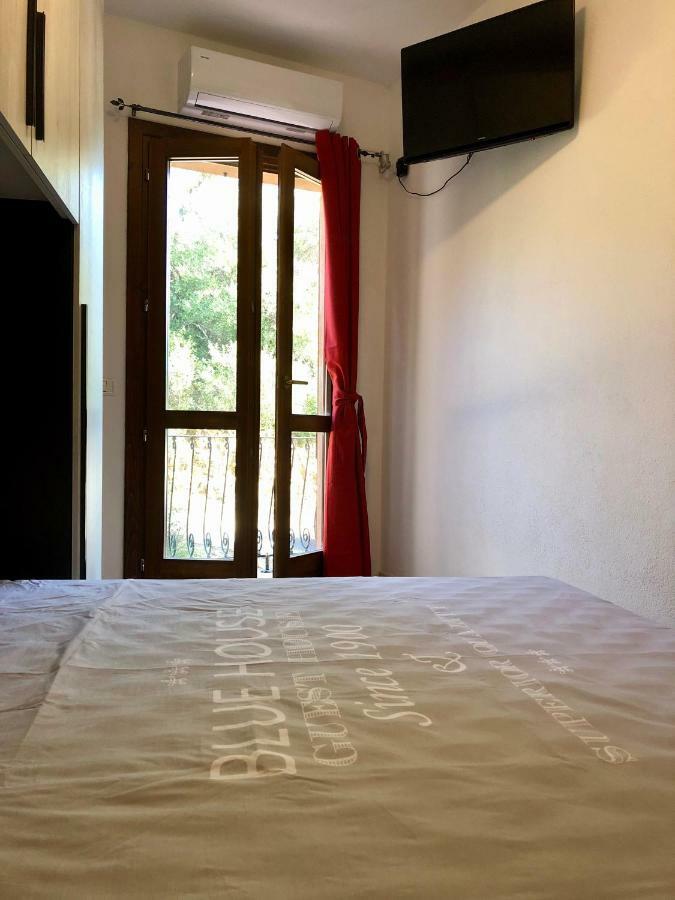 Calypso Home Sea View Badesi Luaran gambar