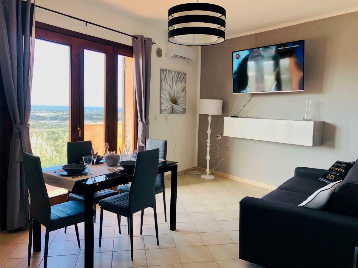 Calypso Home Sea View Badesi Luaran gambar